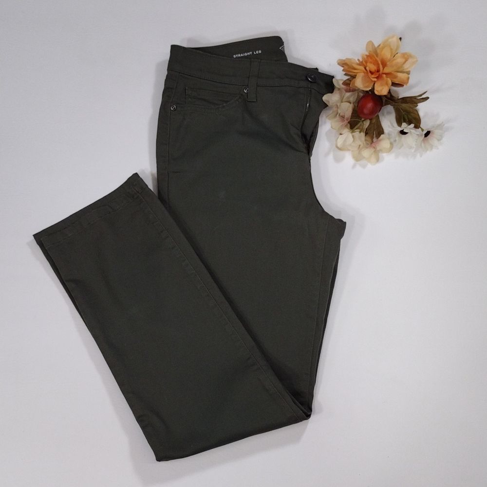 St. John's Bay woman's pants